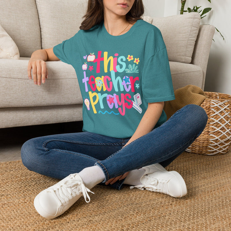'This Teacher Prays' Gildan Soft-style T-shirt